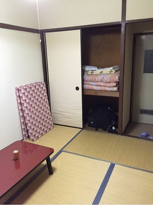 ホンダ新狭山第三寮押入れ